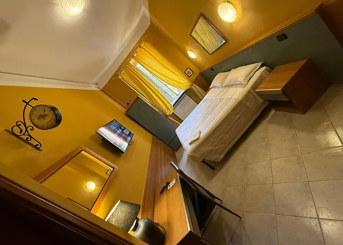 Viennese Due Πανσιόν 2*