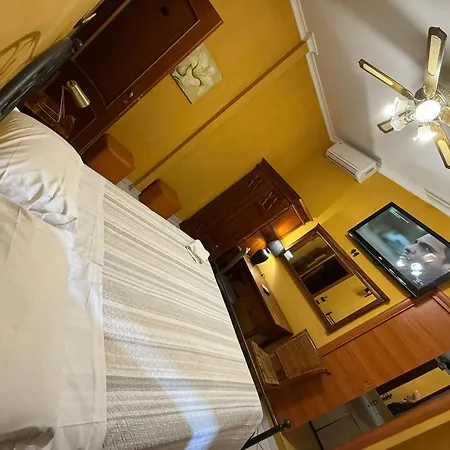 Viennese Due 3*