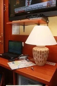 Konukevi Viennese Due Roma